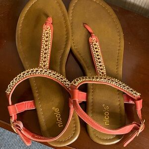 Nicole mauve Sandals with Gold Chain Detail